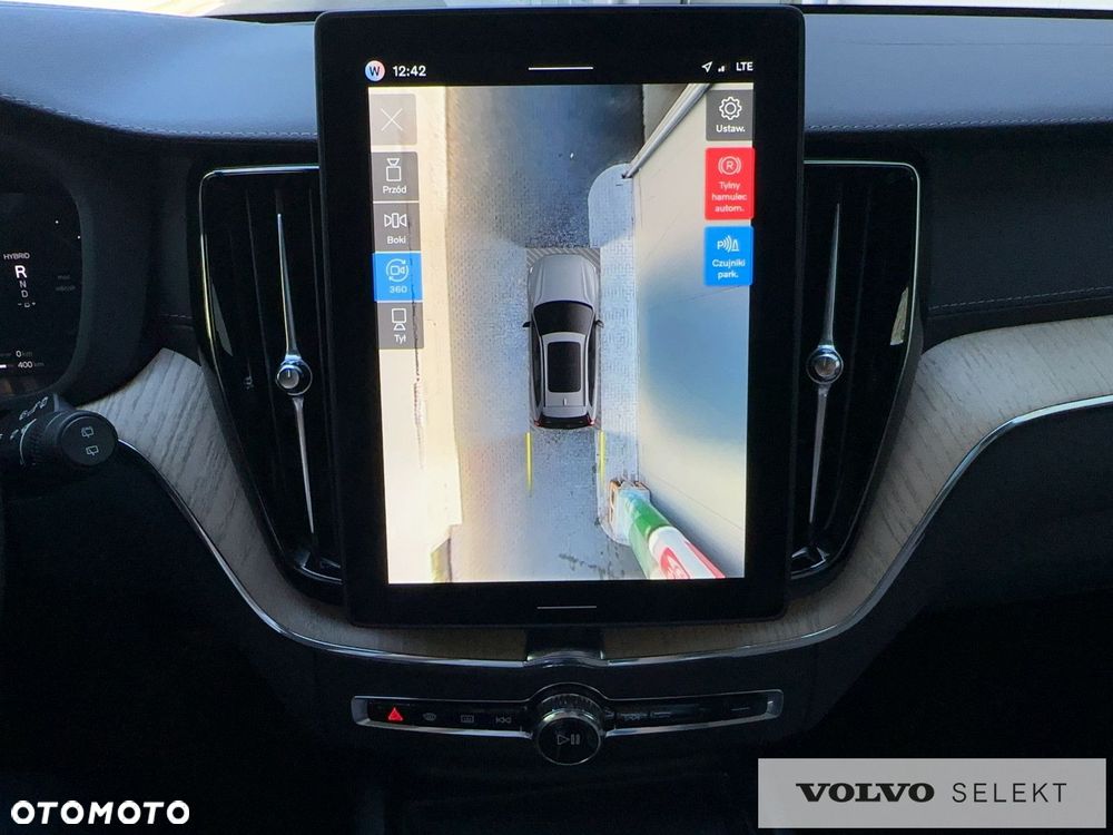 Volvo XC 60 - 30