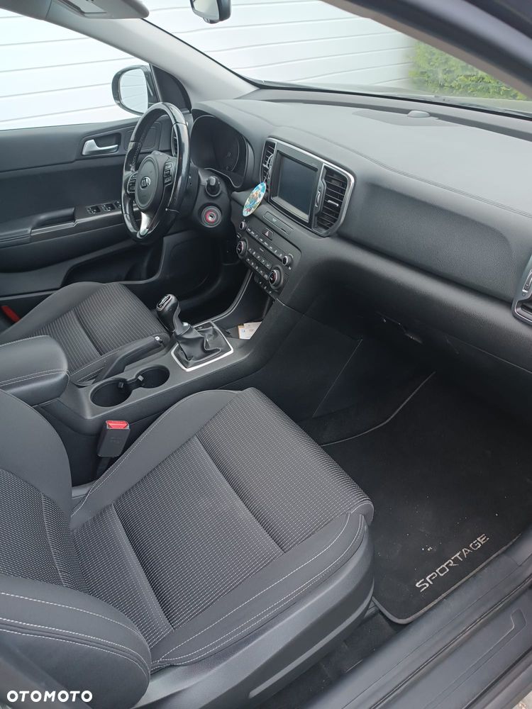 Kia Sportage 1.6 GDI 2WD Attract - 3