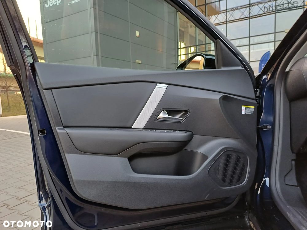 Citroën C4 1.2 mHEV Max eDCT6 - 10