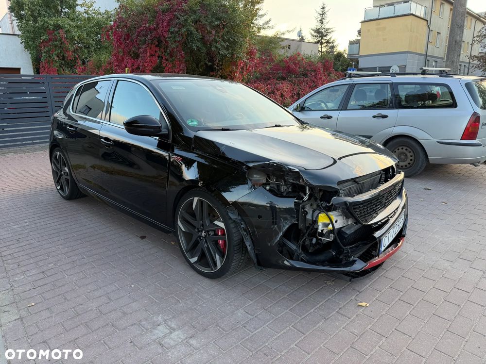 Peugeot 308 1.6 e-THP GTi by Sport S&S - 3
