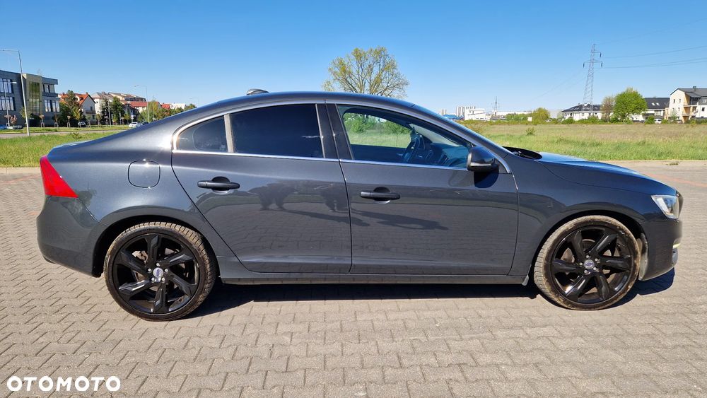 Volvo S60 D3 Momentum - 6