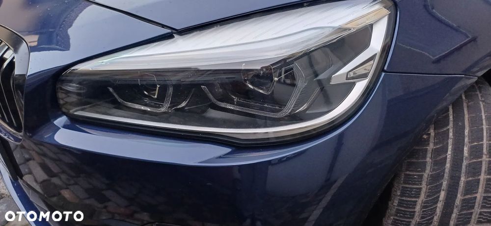 BMW Seria 2 218i - 5