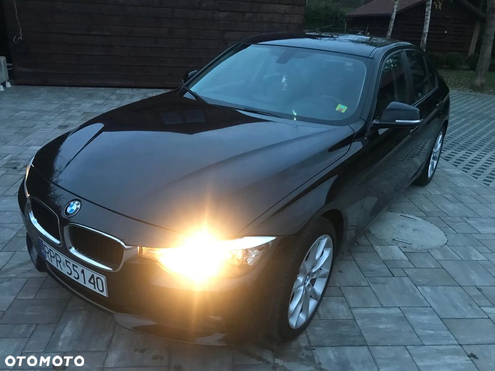 BMW Seria 3 320d - 13