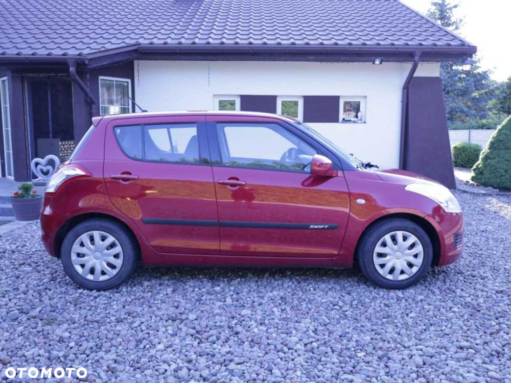 Suzuki Swift - 3