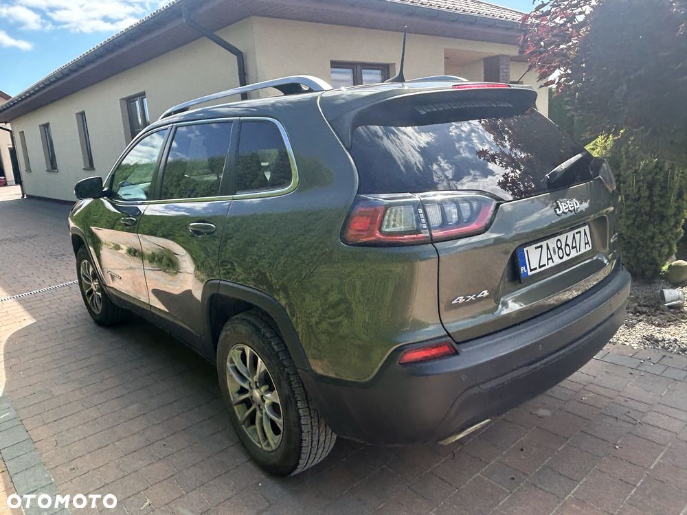 Jeep Cherokee - 3