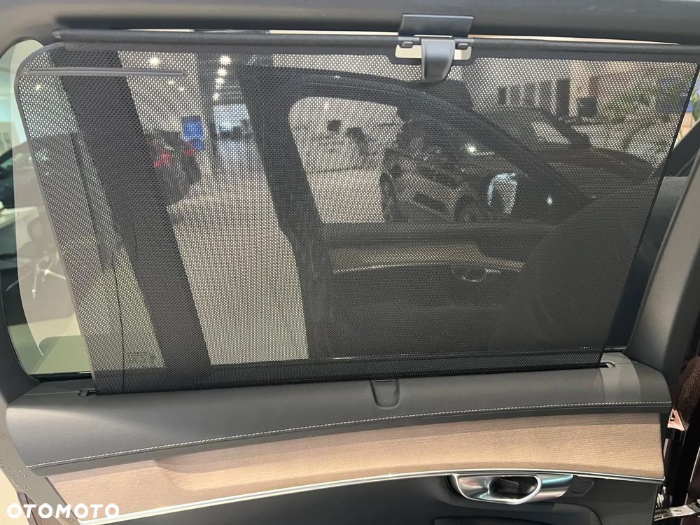 Volvo XC 90 T8 AWD Ultra Dark - 37