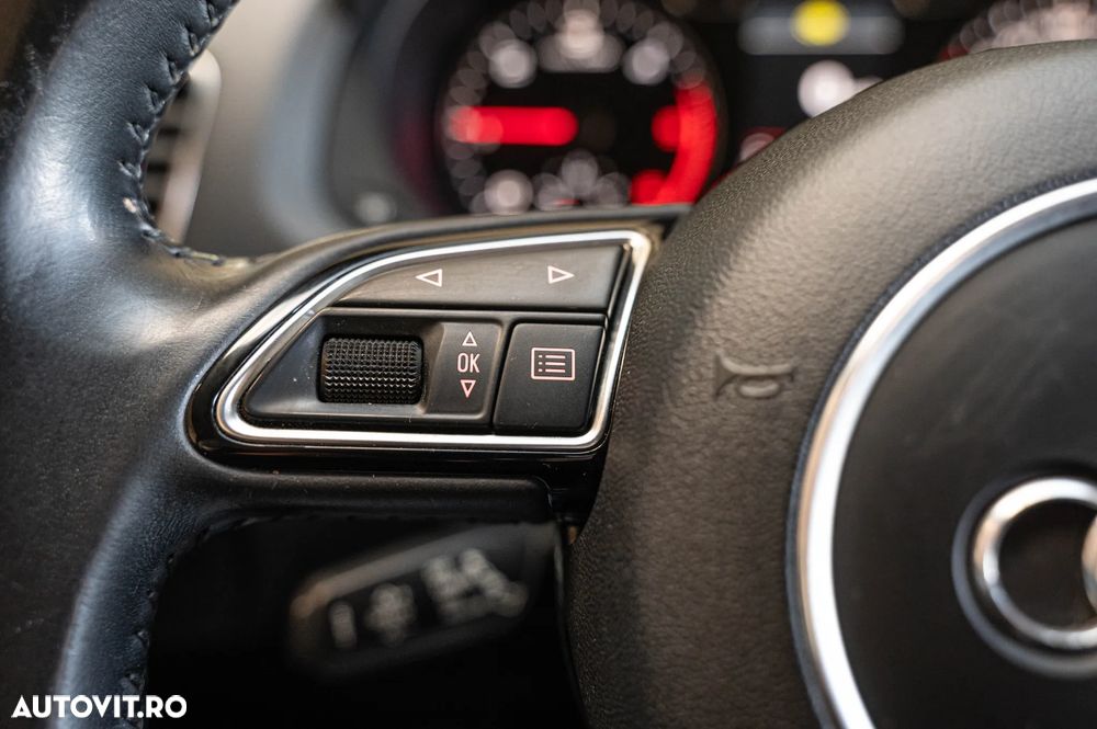 Audi Q3 2.0 TDI Quattro S tronic sport - 22