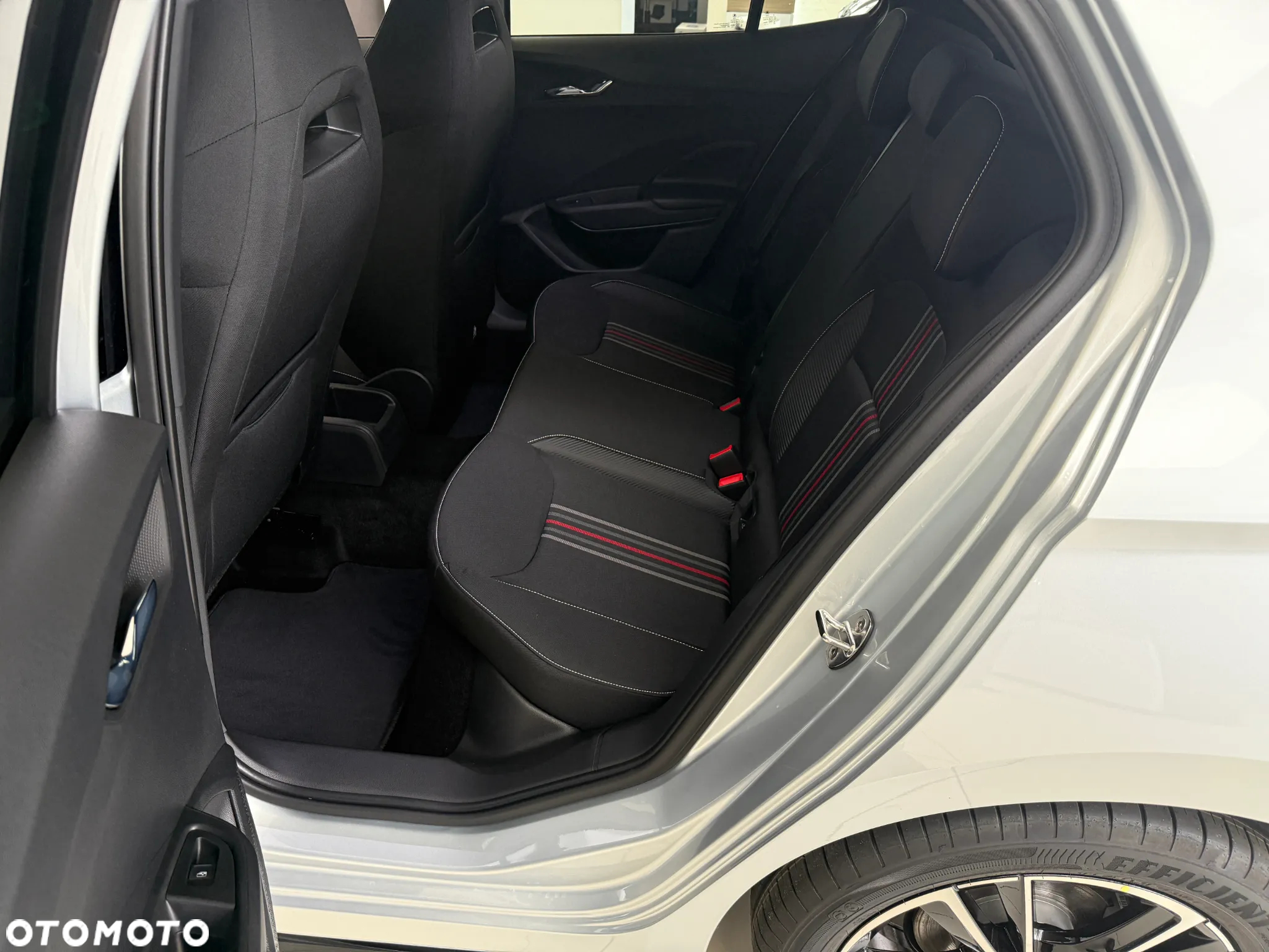 Skoda Fabia 1.5 TSI Monte Carlo DSG - 12