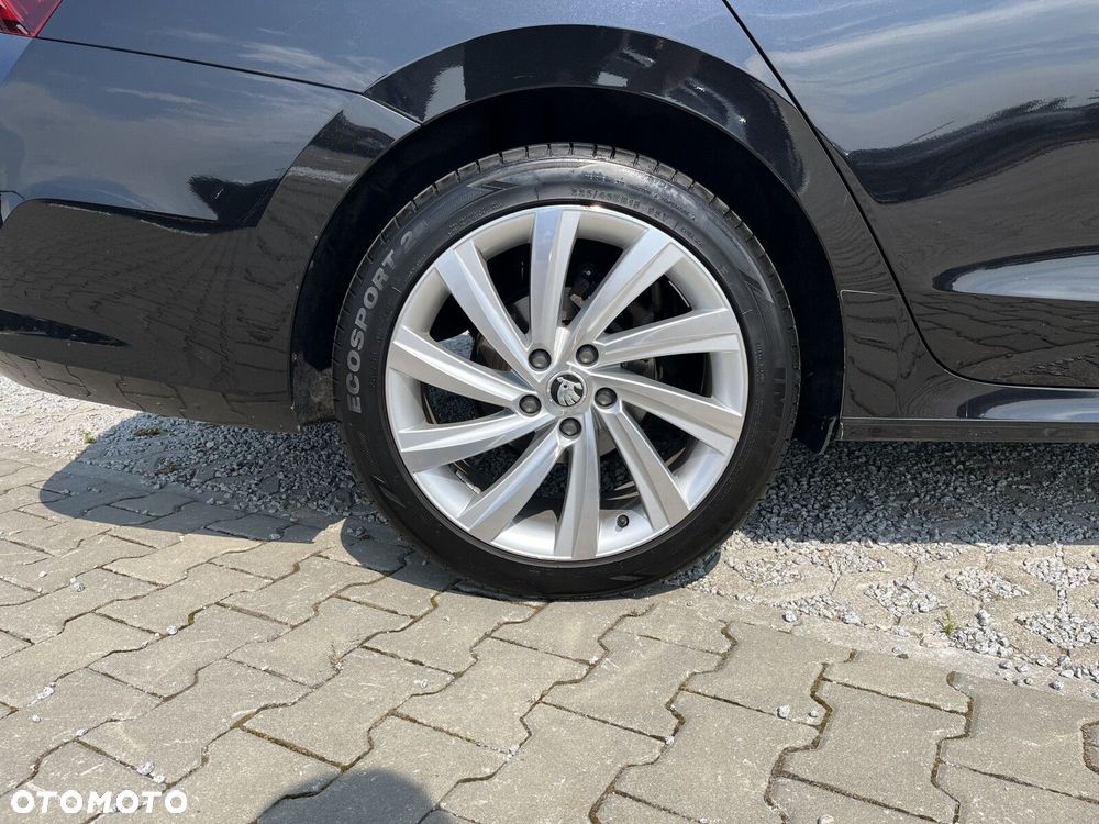 Skoda Octavia 2.0 TDI Style DSG - 20