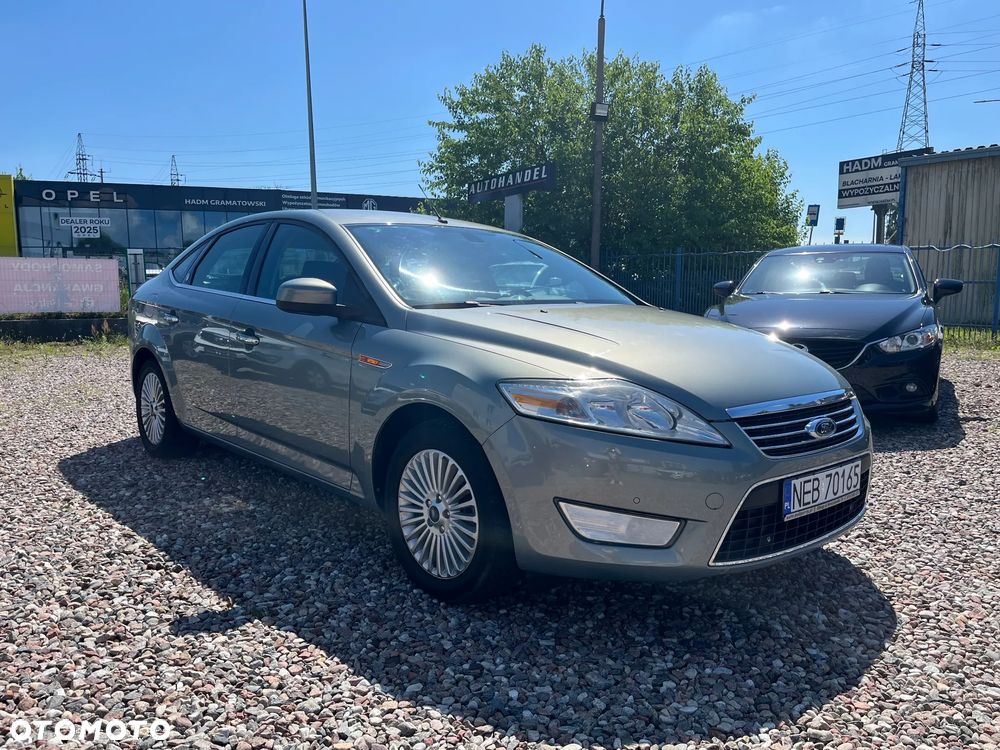 Ford Mondeo 2.0 Ghia - 1