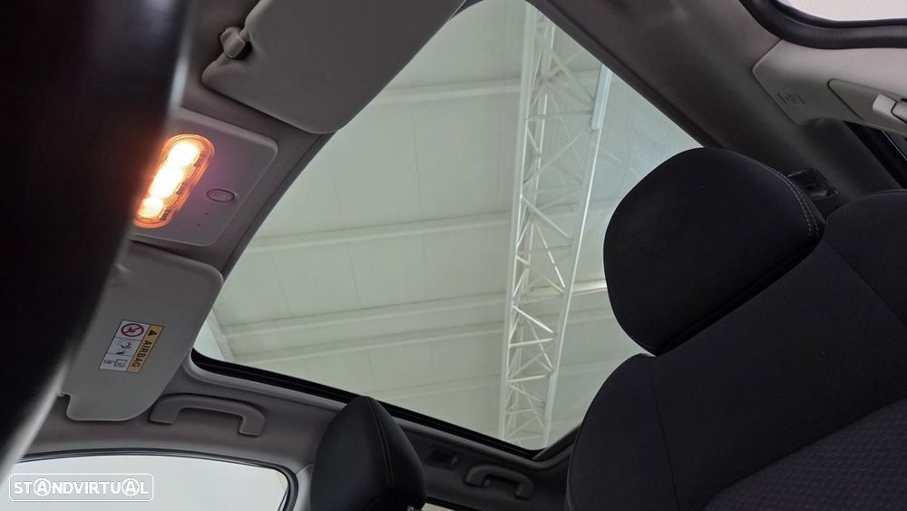 Nissan Qashqai 1.5 dCi N-Connecta - 26