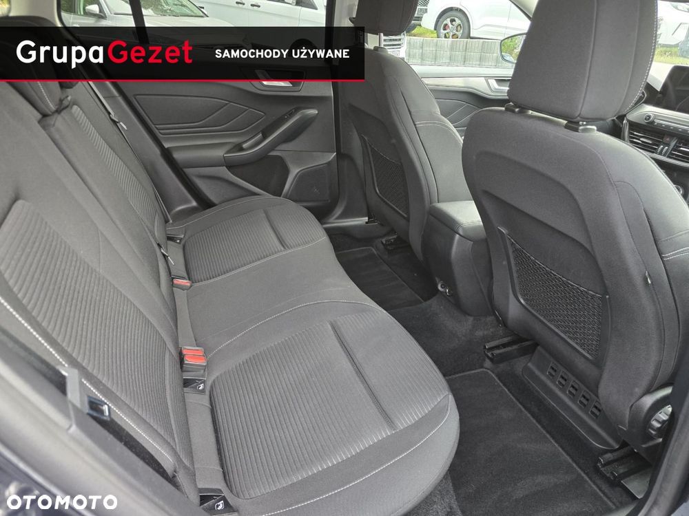 Ford Focus 1.0 EcoBoost mHEV Titanium - 36