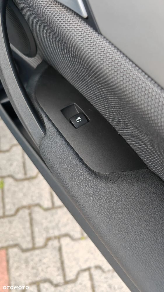 BMW X1 sDrive18d - 21