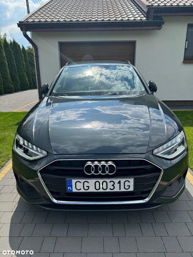 Audi A4 - 1