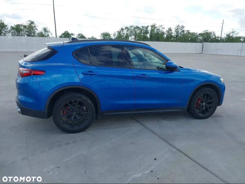 Alfa Romeo Stelvio 2.0 Turbo TI Q4 - 8