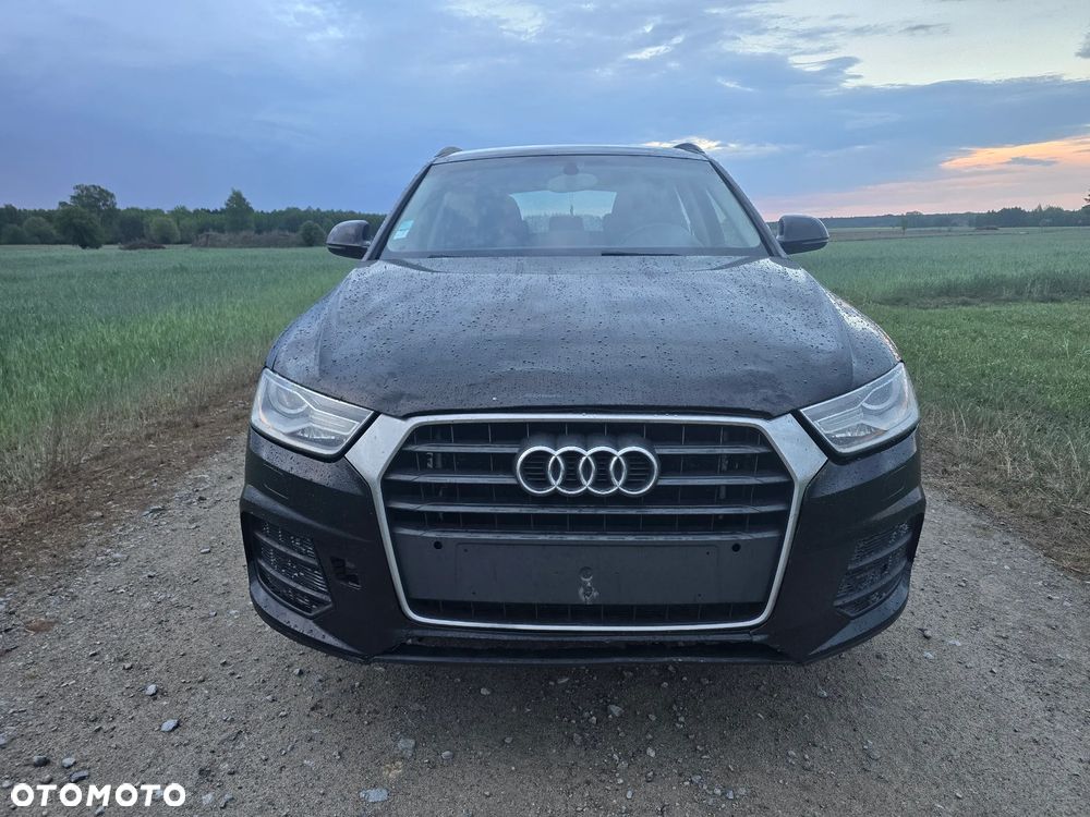 Audi Q3 2.0 TDI Design - 6