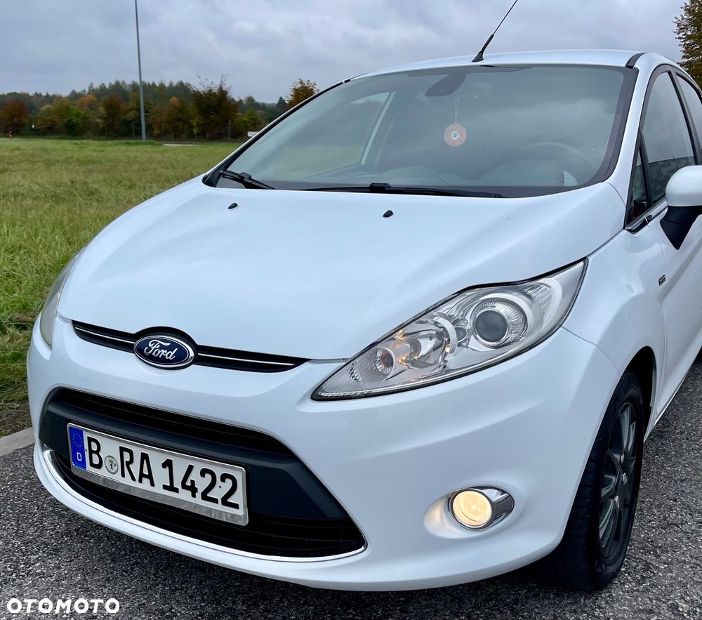 Ford Fiesta 1.6 TDCI Titanium - 23