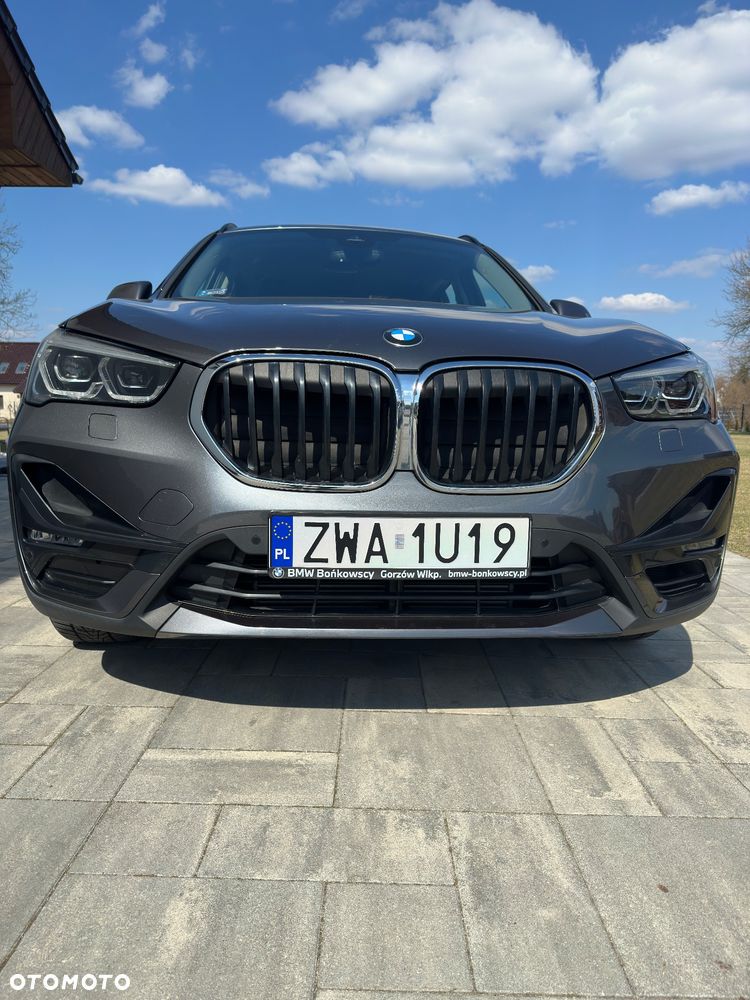BMW X1 sDrive18i Sport Line - 3