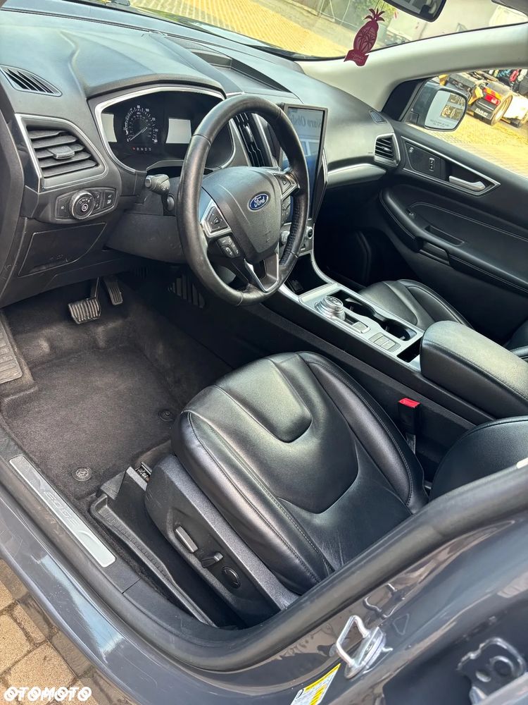Ford Edge - 12