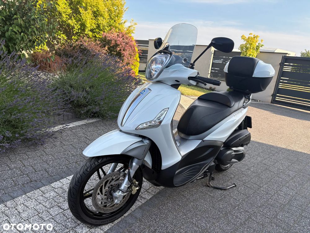 Piaggio Beverly - 1