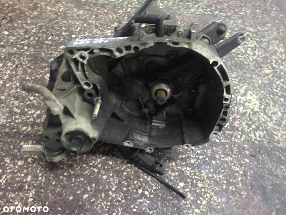 SKRZYNIA BIEGÓW RENAULT SCENIC I 1,6 16V JB3956 - 1