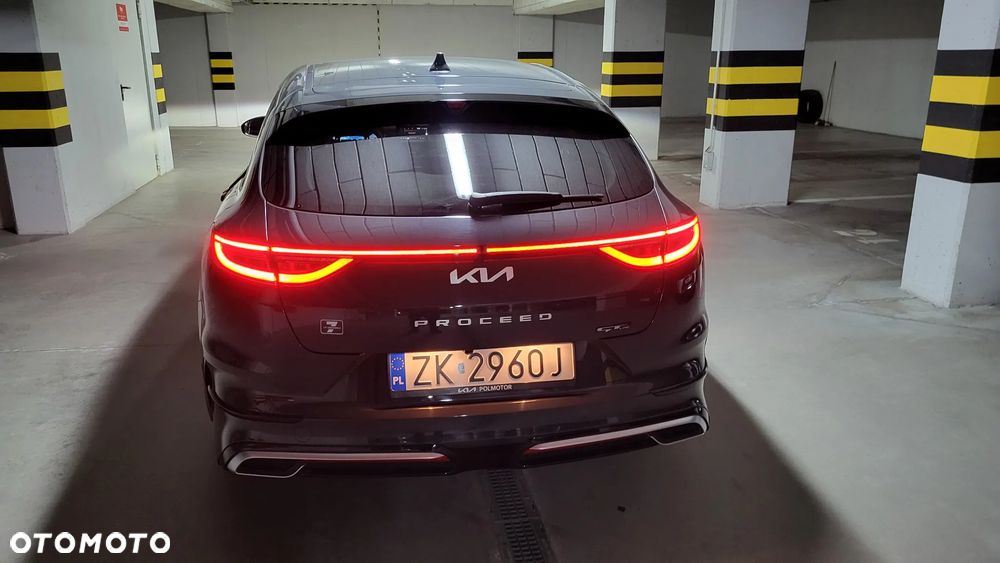 Kia ProCeed - 9