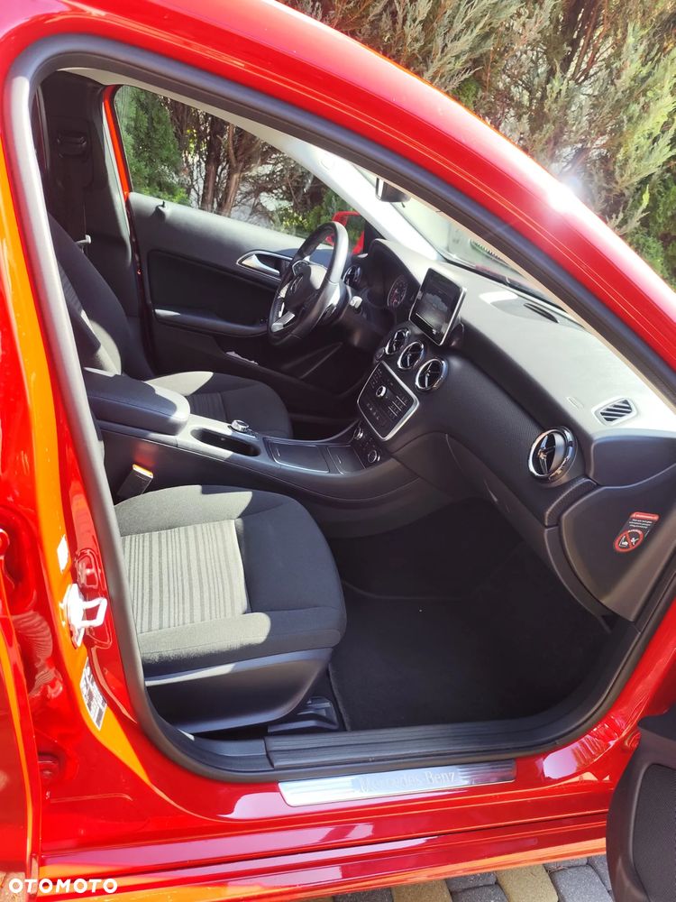 Mercedes-Benz Klasa A 160 CDI 7G-DCT - 14