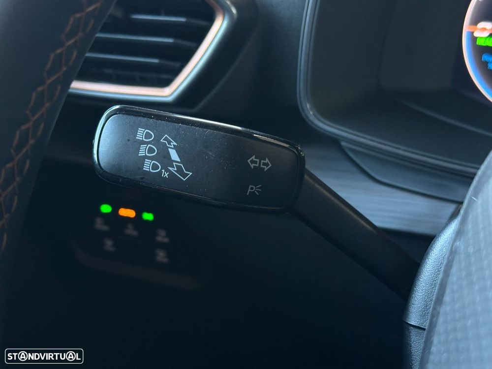 Cupra Formentor 1.4 e-Hybrid Sport DSG - 17