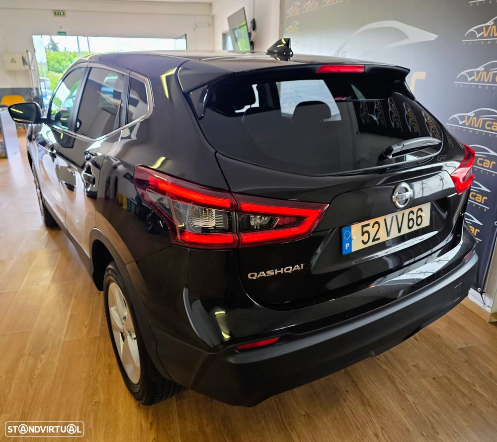 Nissan Qashqai 1.5 dCi N-Connecta - 10