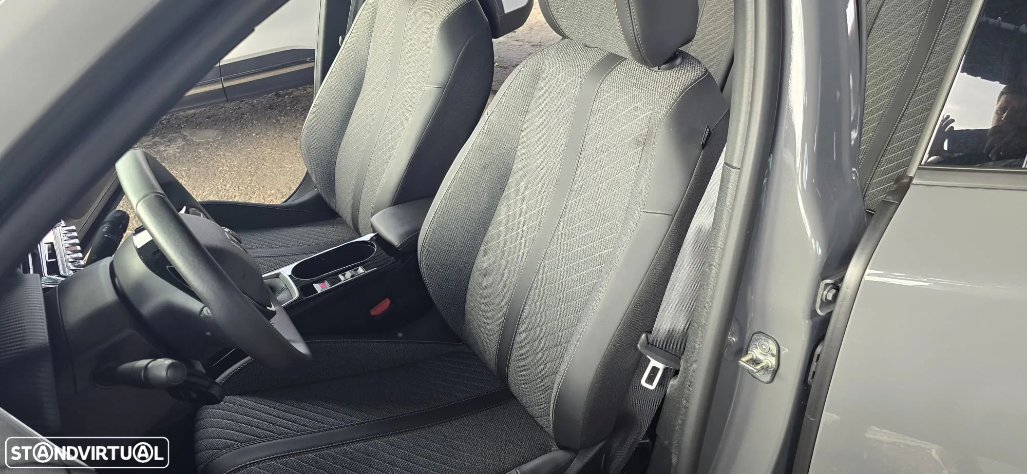Peugeot 2008 PureTech 100 Allure - 18