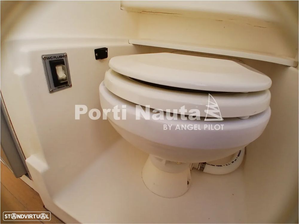 Capelli Tempest 850 Open - 12