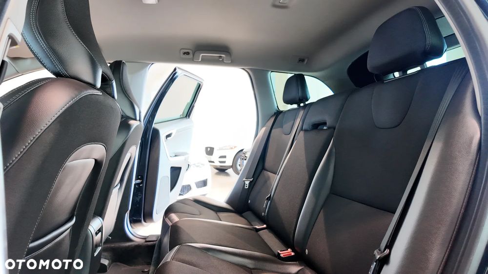 Volvo XC 60 D4 Drive-E Base - 30