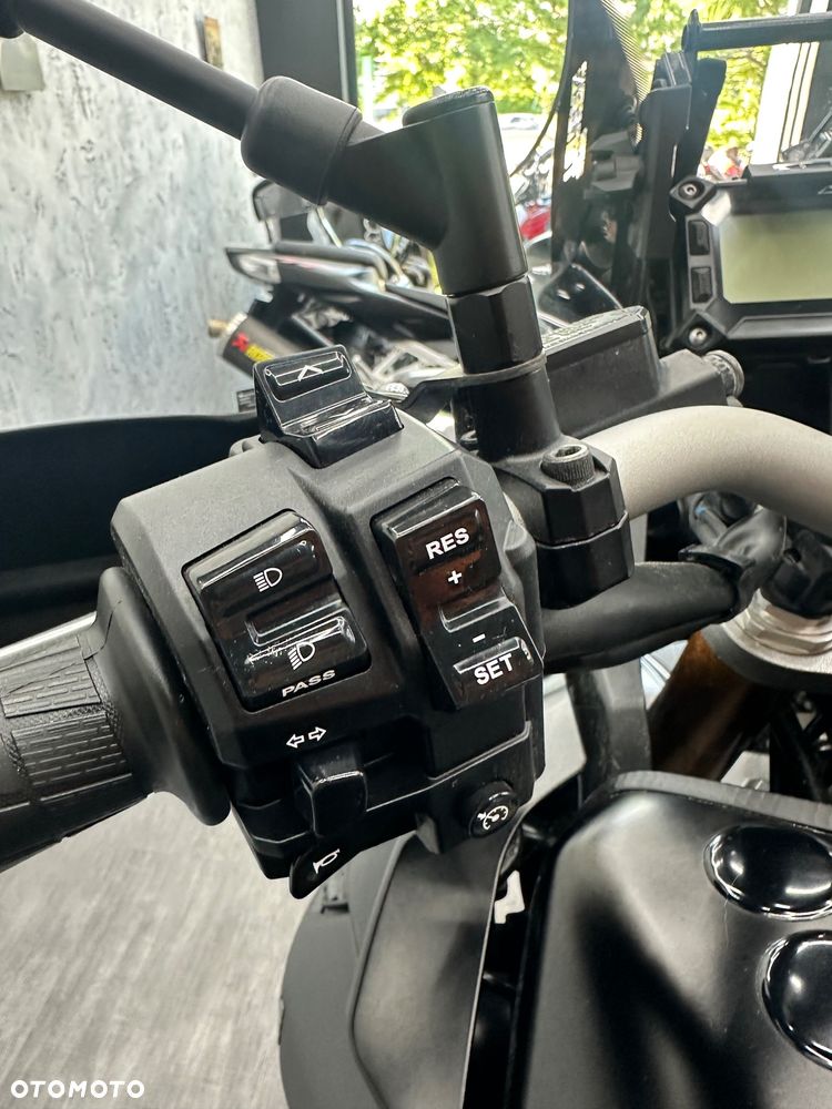 Yamaha Super Tenere - 25