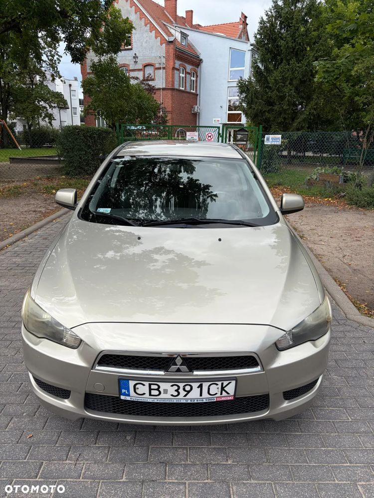 Mitsubishi Lancer 2.0 DID Instyle - 2