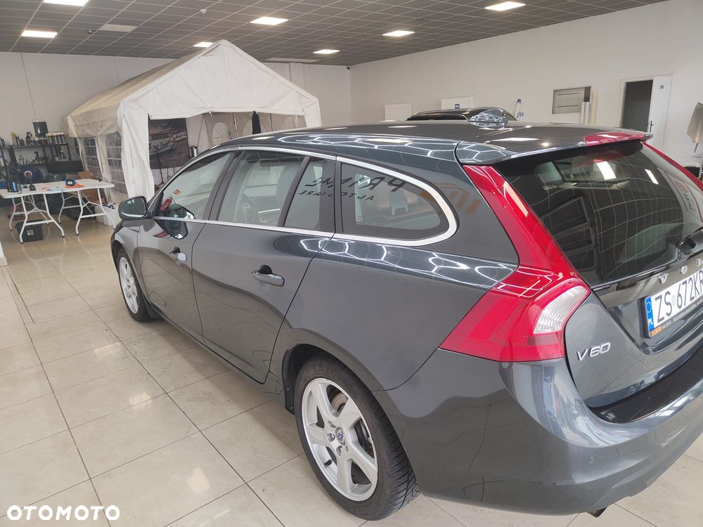 Volvo V60 - 13
