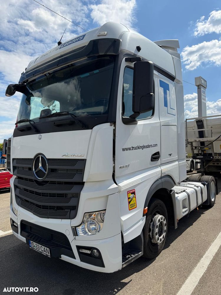 Mercedes-Benz Actros - 2