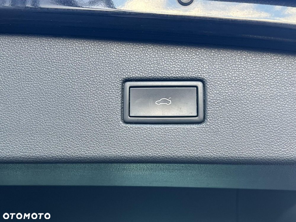 Volkswagen Tiguan - 28