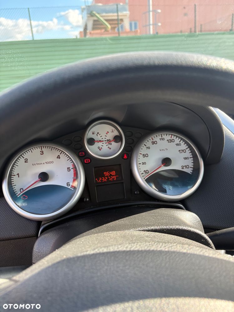 Peugeot 207 1.4 HDi Presence - 14