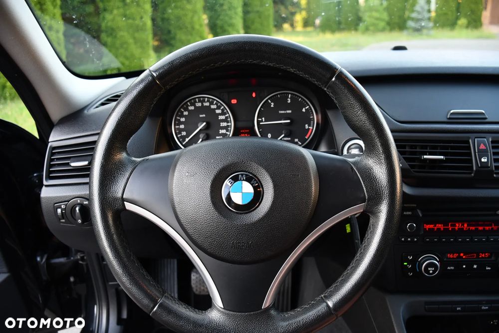 BMW X1 - 32