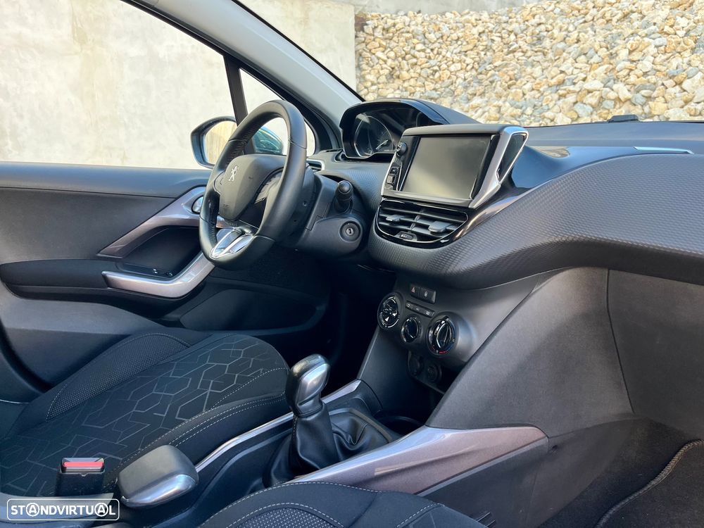 Peugeot 2008 PureTech 110 Stop&Start Style - 20