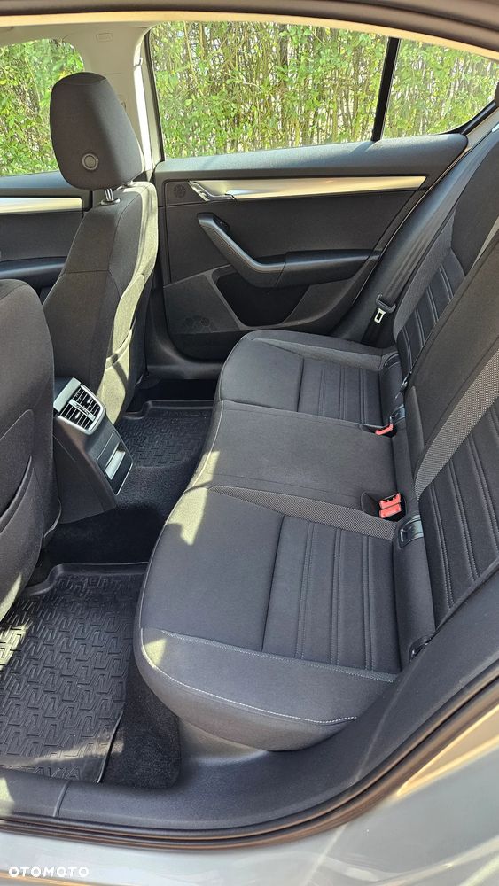 Skoda Octavia 1.0 TSI Ambition - 11