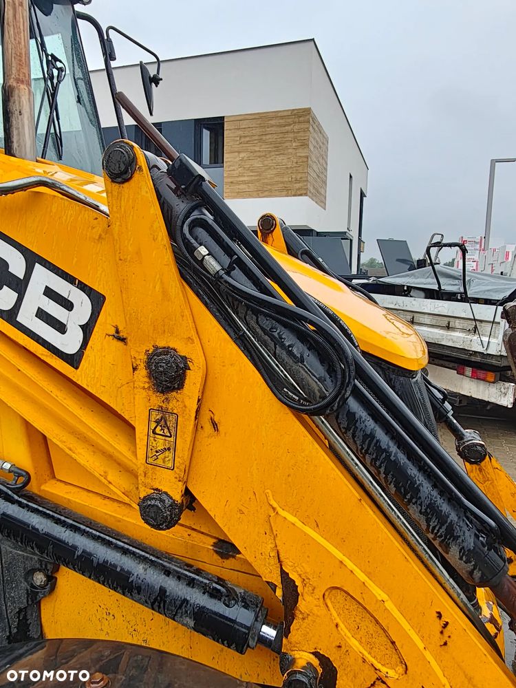 JCB 3CX Contractor AEC - 15