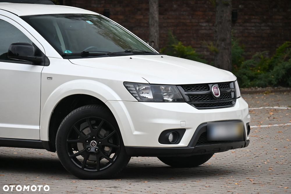 Fiat Freemont 2.0 Multijet 16V DPF Automatik Allrad Black Code - 17