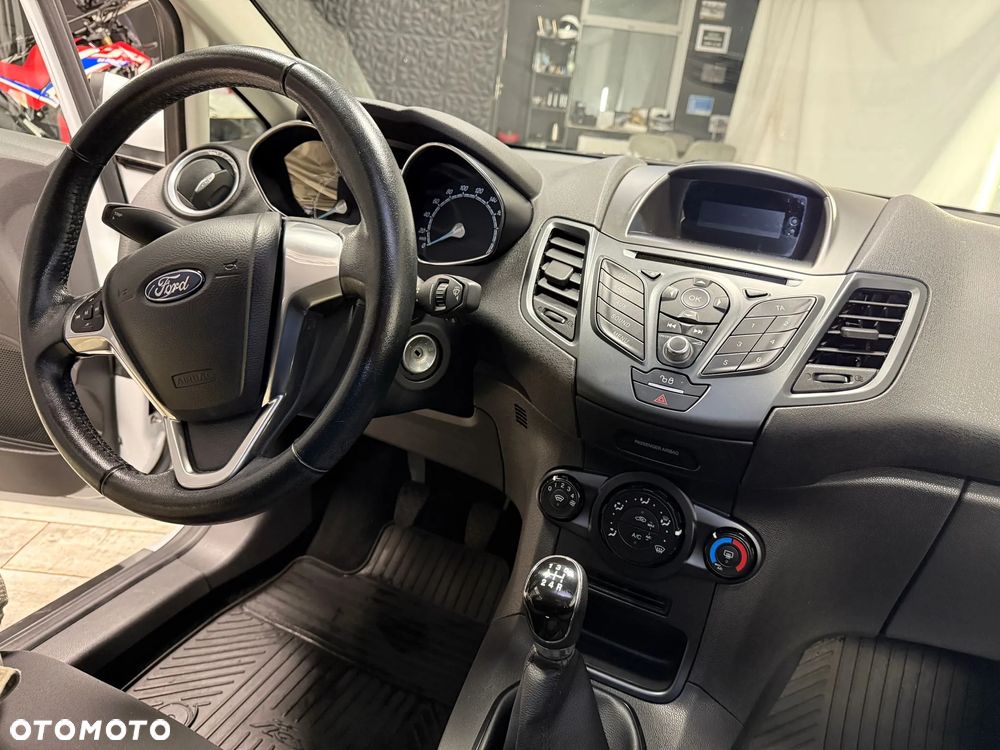 Ford Fiesta 1.25 Gold X - 17