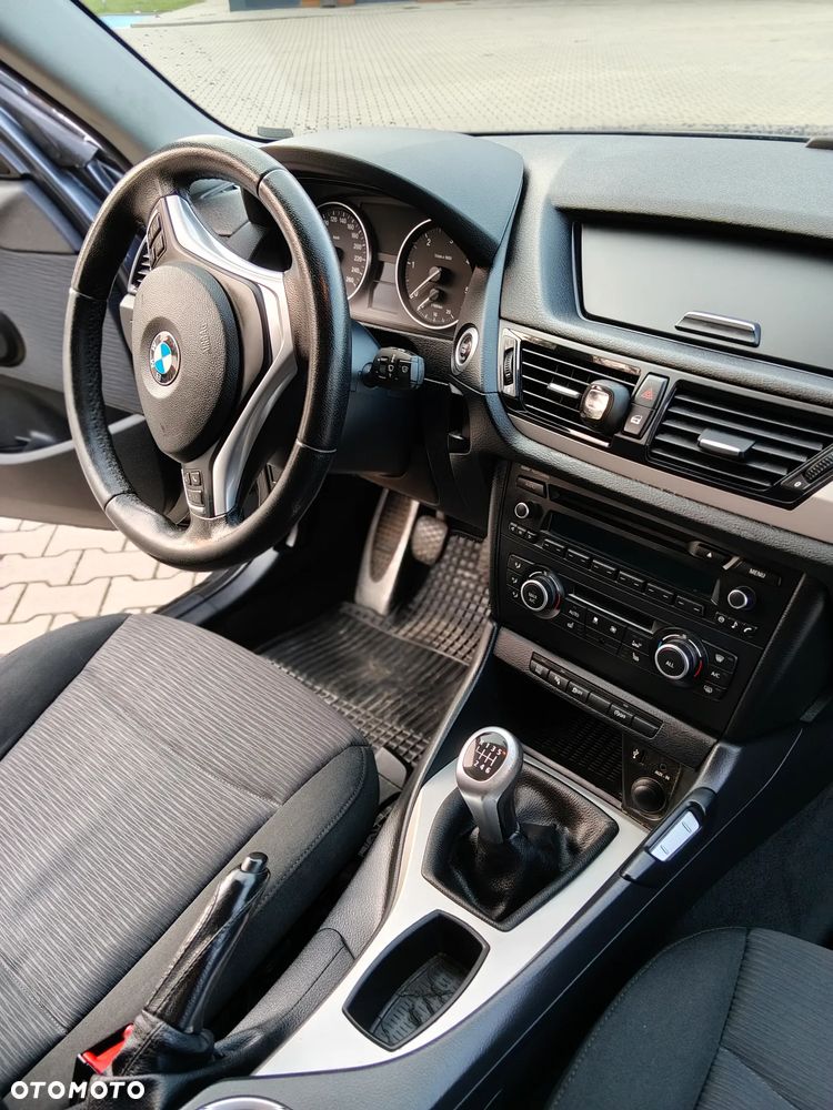 BMW X1 sDrive16d - 8