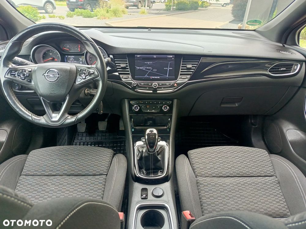 Opel Astra 1.4 Turbo Innovation - 11