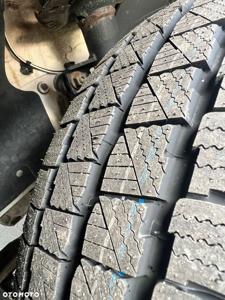 Volkswagen Crafter - 12