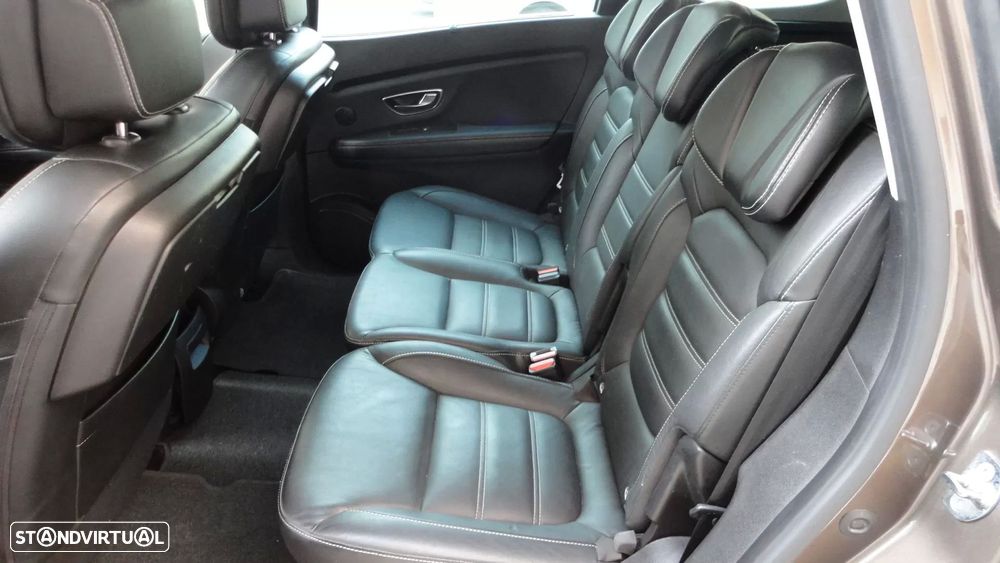 Renault Grand Scénic 1.6 dCi Bose Edition SS - 26