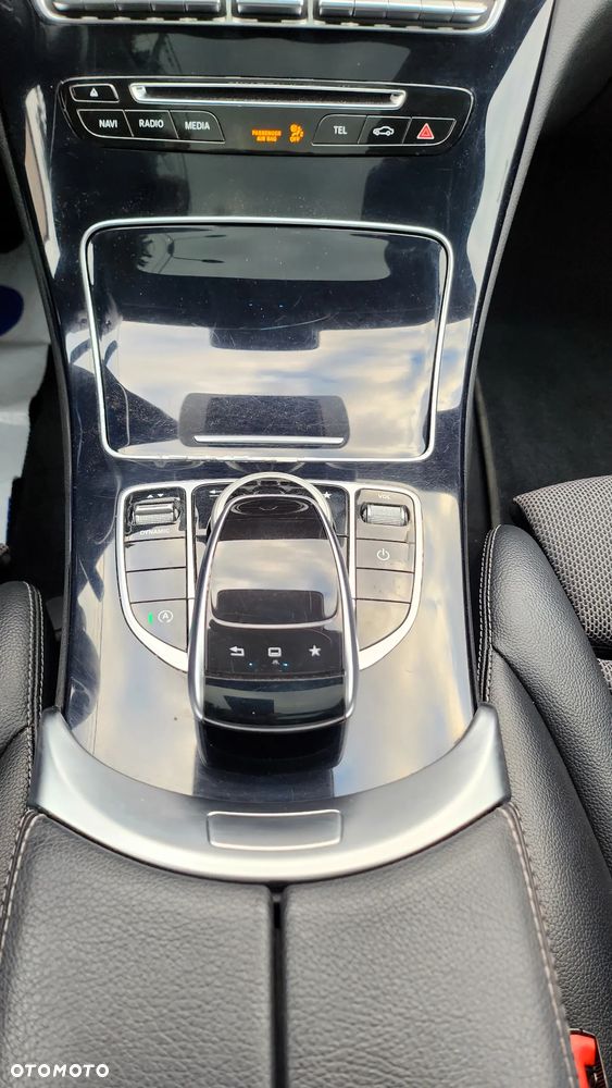 Mercedes-Benz Klasa C 180 (BlueEFFICIENCY) 7G-TRONIC Avantgarde - 16