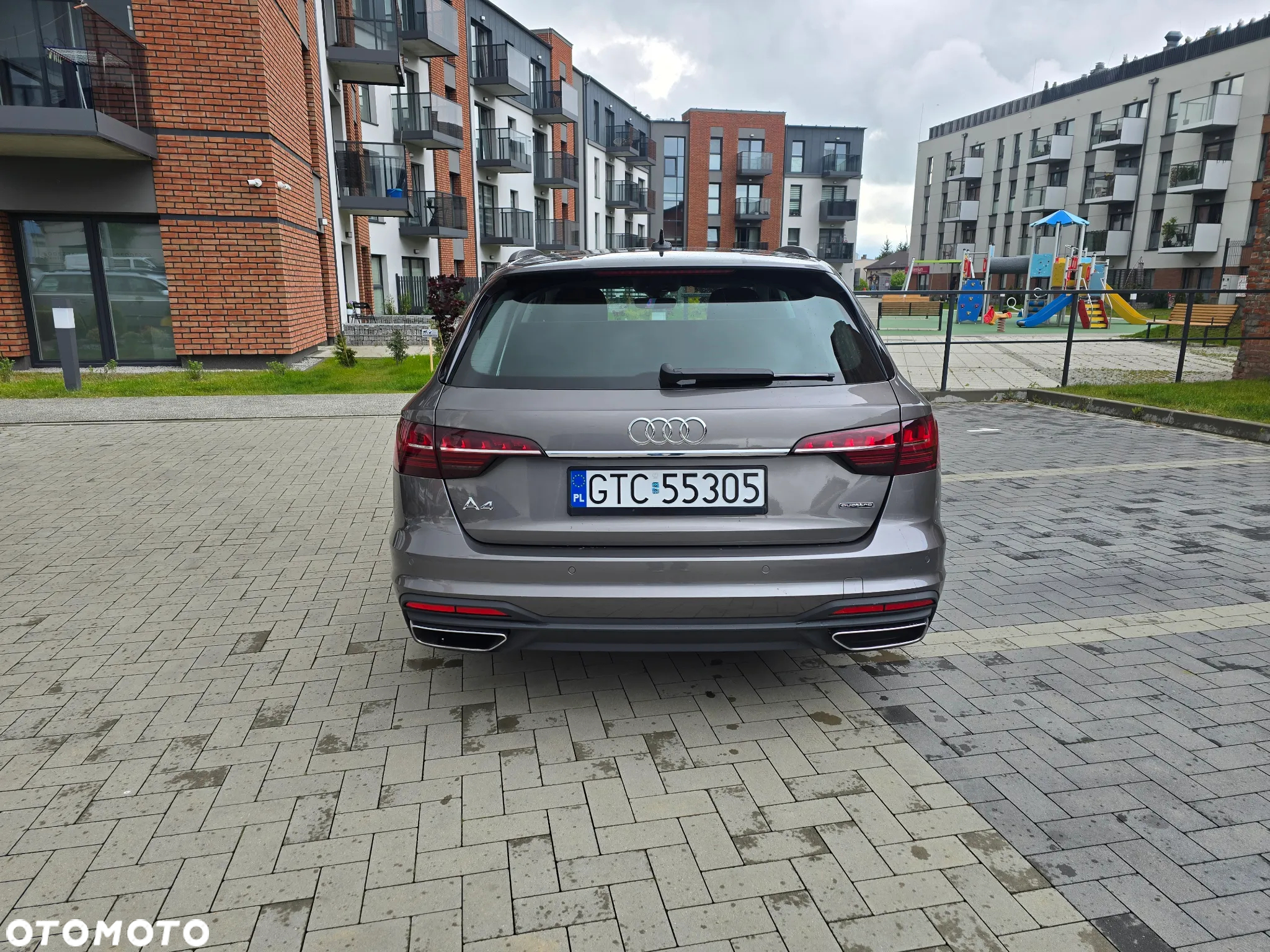 Audi A4 Avant 40 TDI quattro S tronic - 14